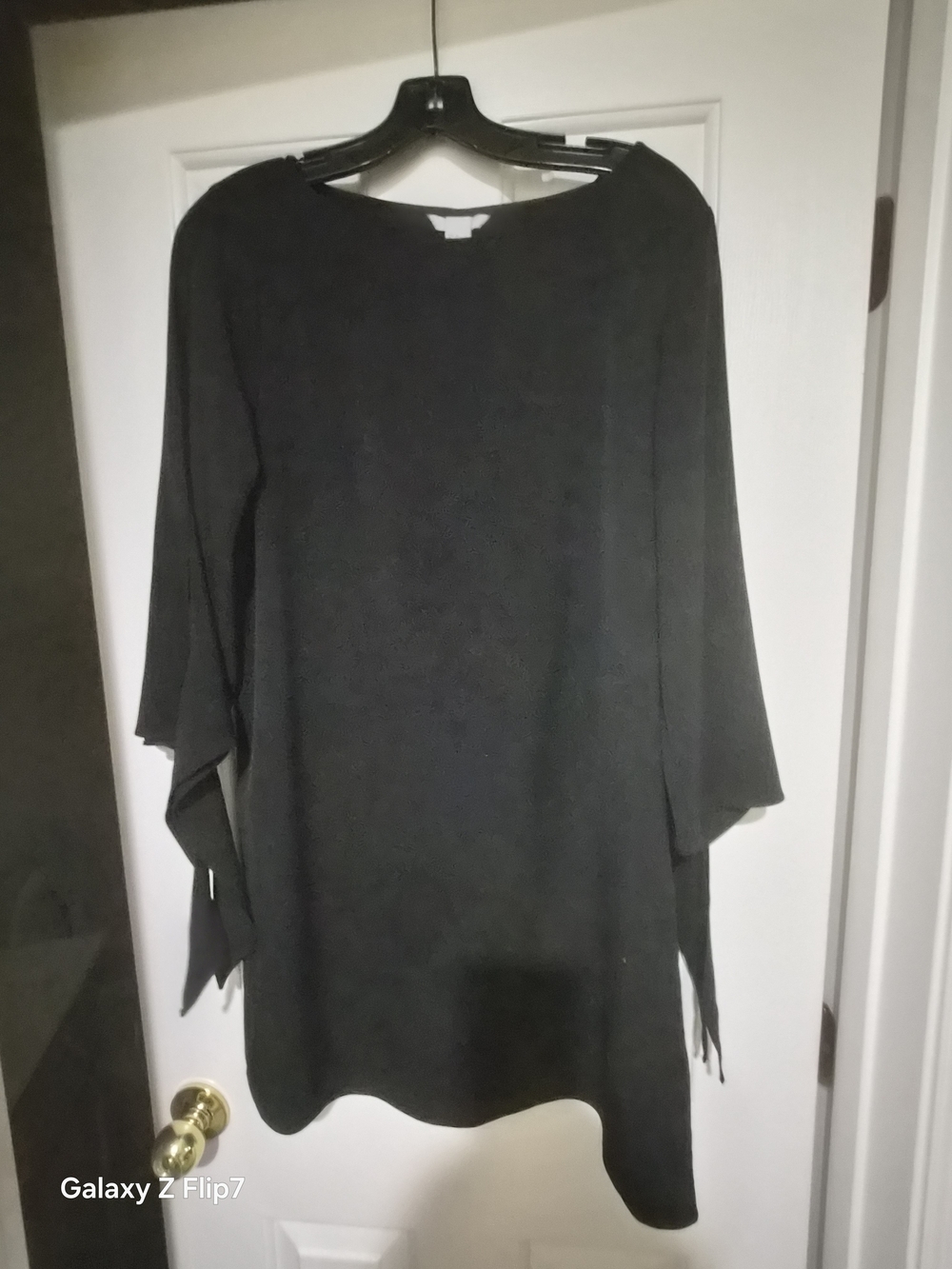 Women's Black Long-Sleeve Tunic Top with Tie Detail
